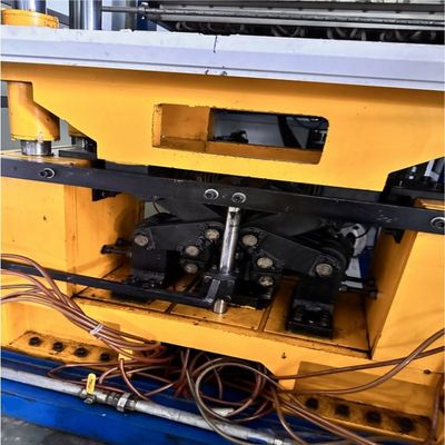 เครื่องผลิตพลาสติกถ้วยไฟฟ้า 98KW ด้วยพื้นที่การผลิต 750*470mm