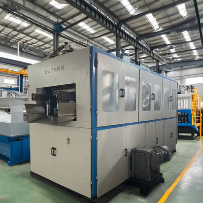 HMI การดําเนินงานพลาสติก Thermoforming เครื่องยนต์พลังงาน 11kw เครื่องทําถ้วยทิ้ง