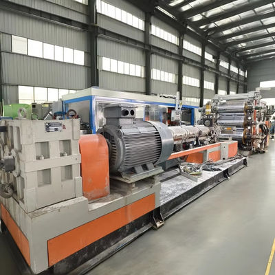 เครื่อง extruder พลาสติกที่ใช้งาน ประสิทธิภาพการผลิตสูงและความมั่นคงที่ดี เครื่อง extruder หนังพลาสติก pp